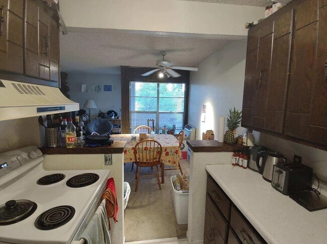 Building Photo - Beautiful 3 Bedroom Condo in Boulder!