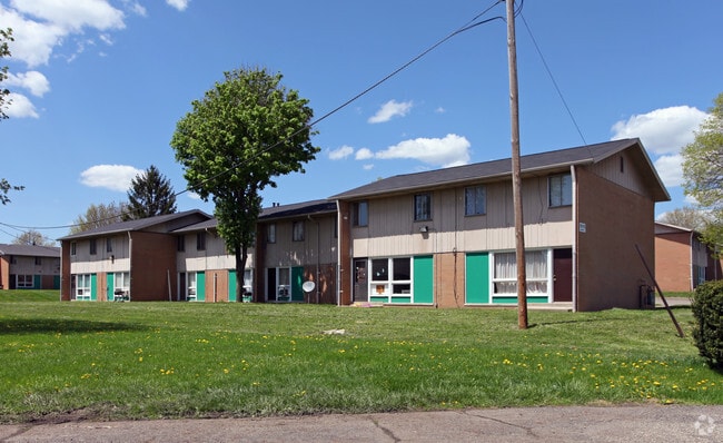 Primary Photo - Chip Townhouses
