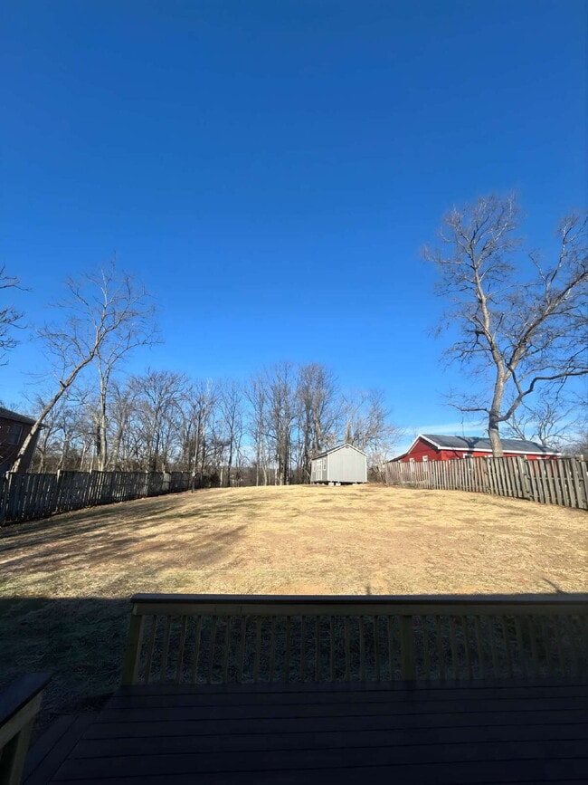 Building Photo - 3-Bed, 2-Bath Retreat in Strasburg - 1232 Sq Ft of Comfort!