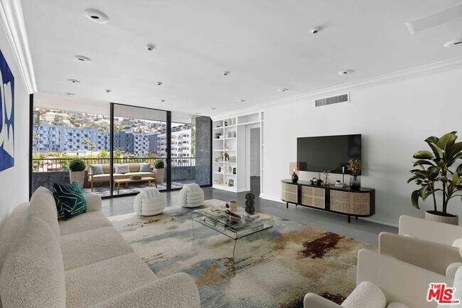 Building Photo - 1100 Alta Loma Rd