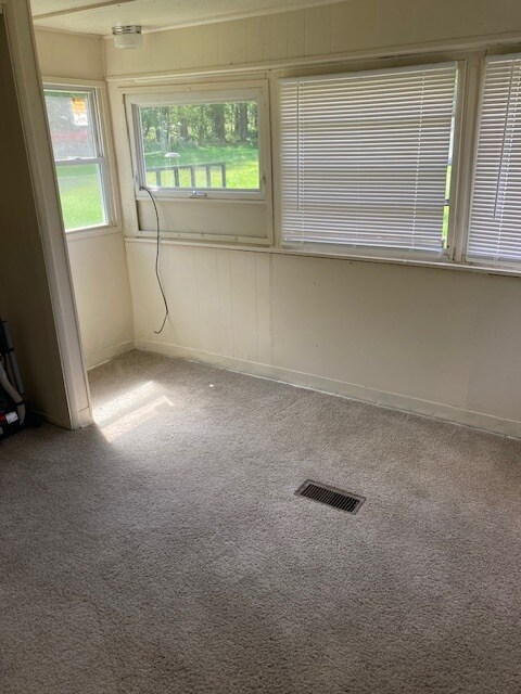 Building Photo - 1300 Franklin Rd