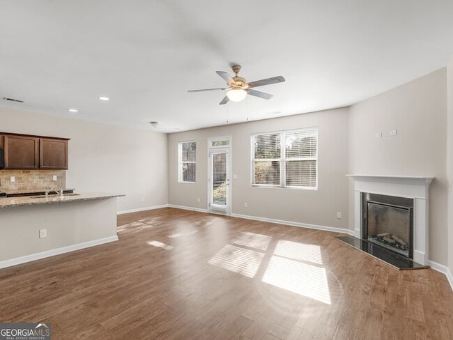 Building Photo - 1064 Lear Dr