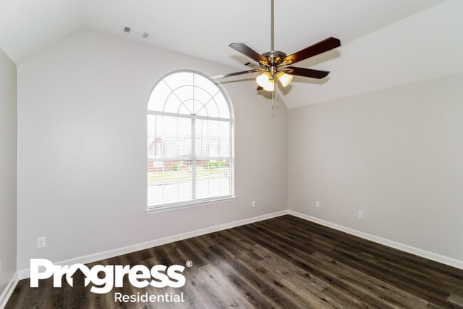 Building Photo - 8682 Overcup Oaks Dr
