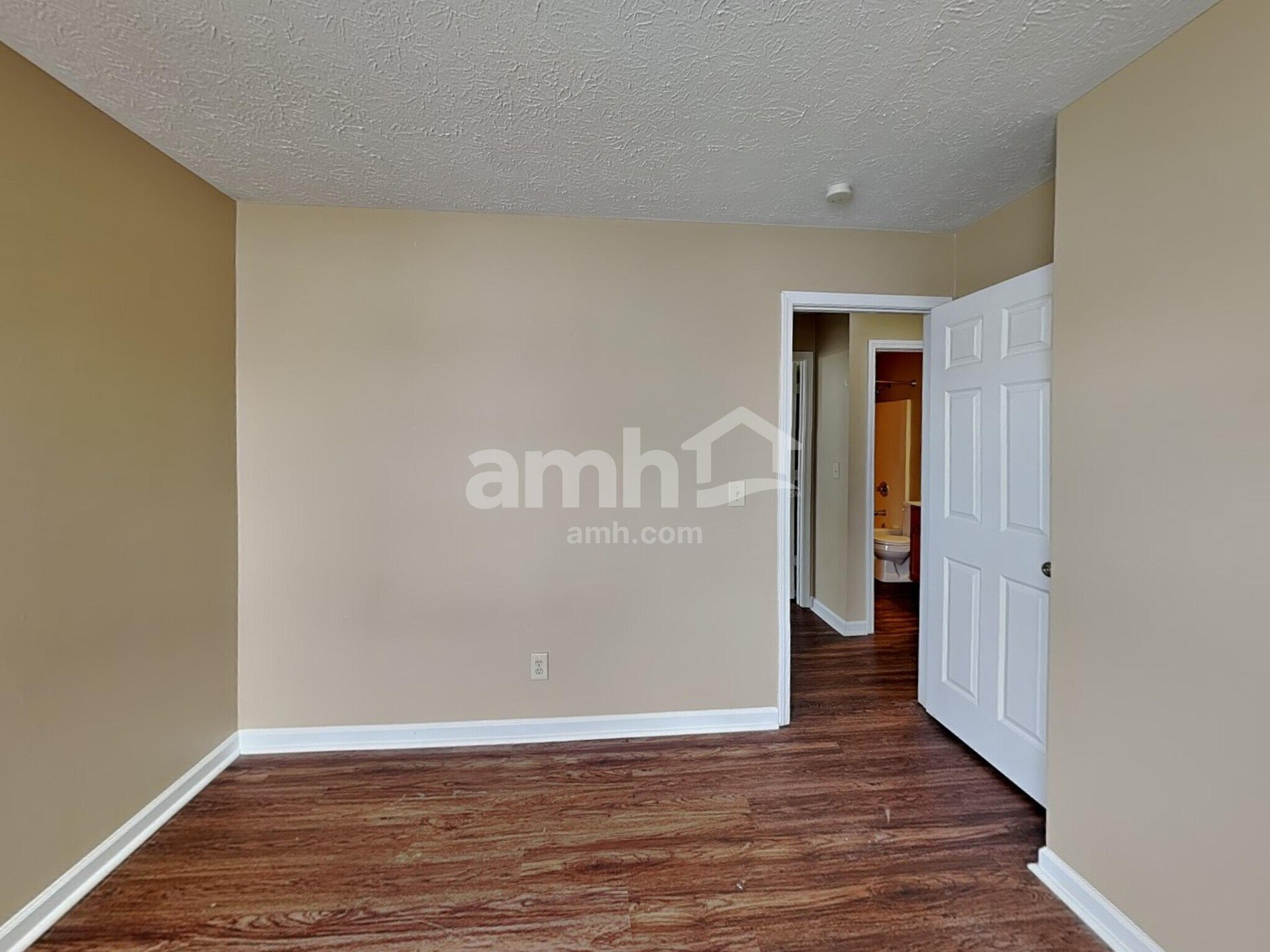 Building Photo - 6055 Polonius Ct