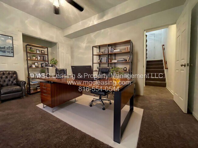 Building Photo - 5821-5823 NE 42nd St