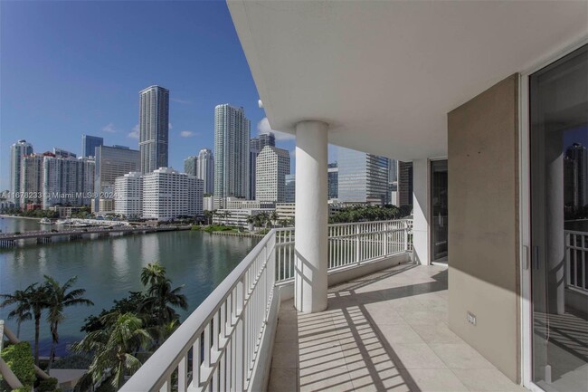 Building Photo - 701 Brickell Key Blvd