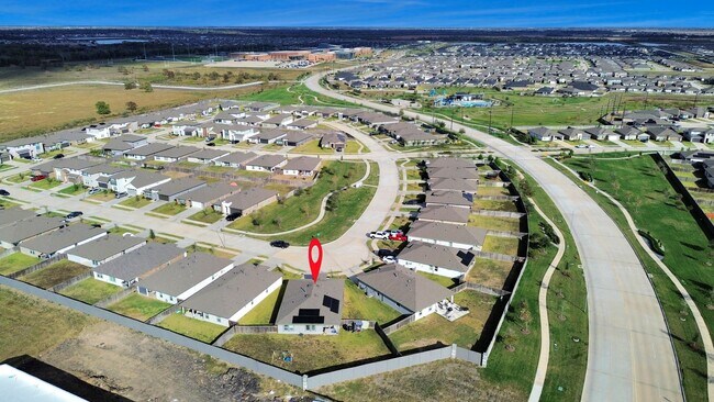 Building Photo - 202 Serena Pk Ln