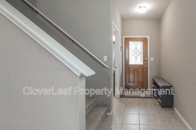 Building Photo - 450 Harvest Point