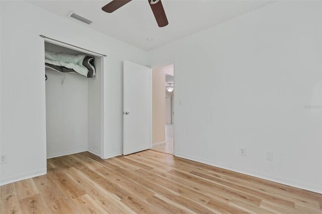 Building Photo - 9 Crompton Pl