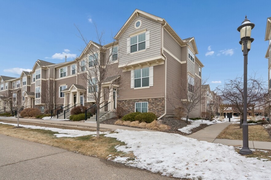 Building Photo - 8957 SW Village Loop