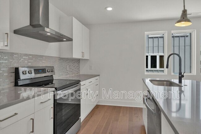 Building Photo - 1021 Elvira Ave