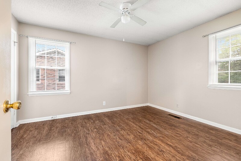 Building Photo - 4611 Franklin Rd