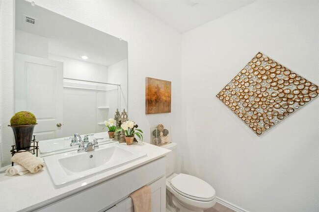 Building Photo - 23437 Firelight Dr