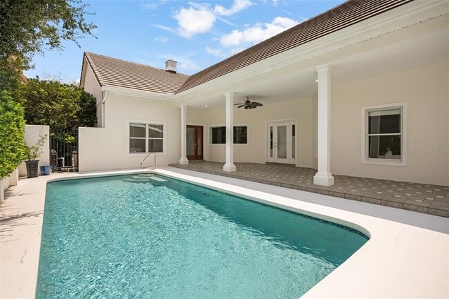 Building Photo - 9656 Bryanston Dr