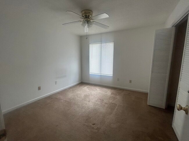 Building Photo - 3235 W Wimbledon Dr