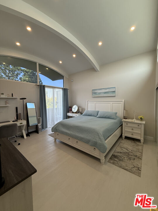 Building Photo - 13218 Fiji Way