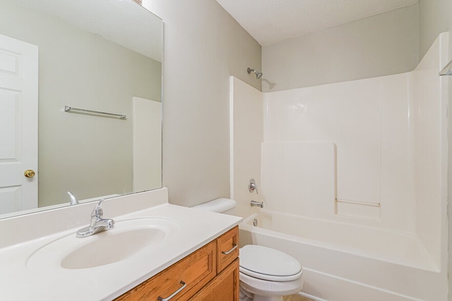 Building Photo - 7424 Maggie Dr