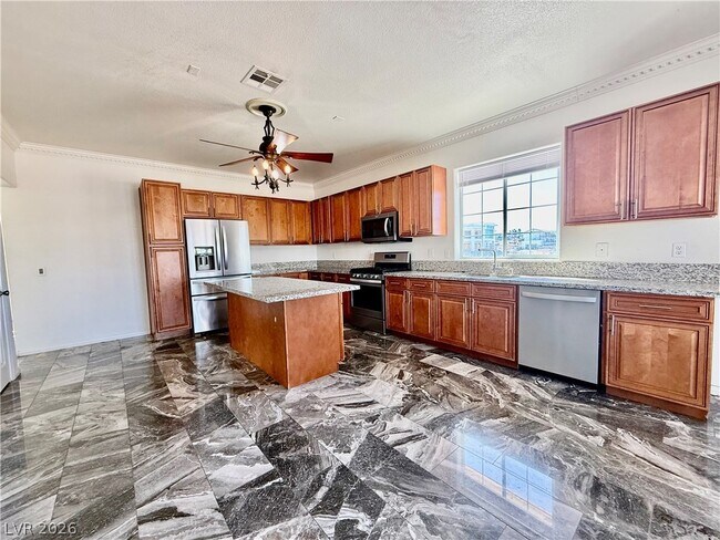 Building Photo - 764 Benedict Dr
