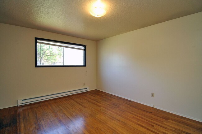 Building Photo - 3930 N Kiska St