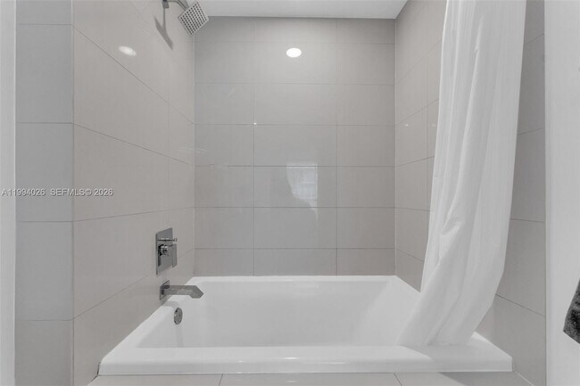 Building Photo - 1100 S Miami Ave