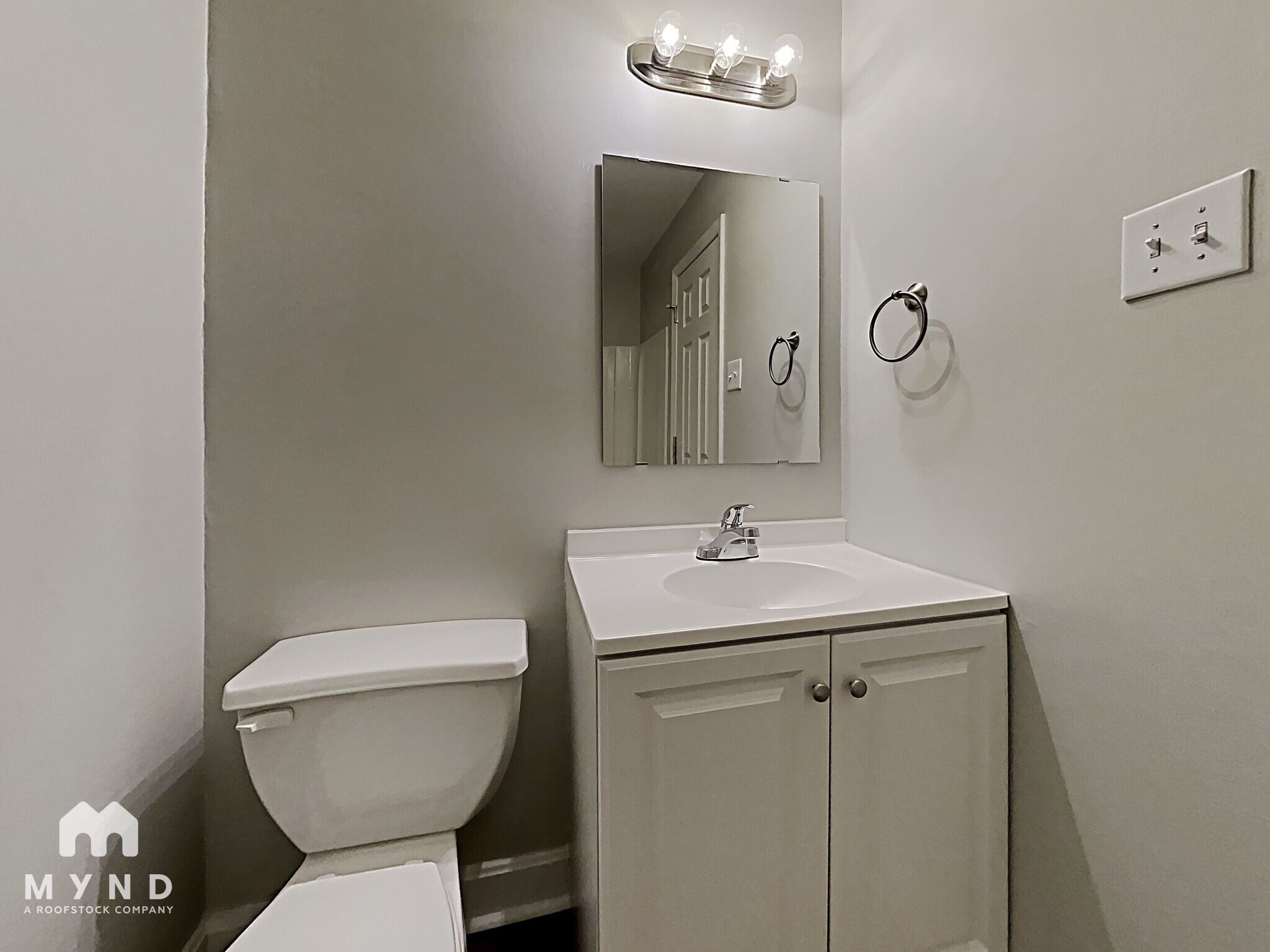 Building Photo - 4643 Pineleaf Dr