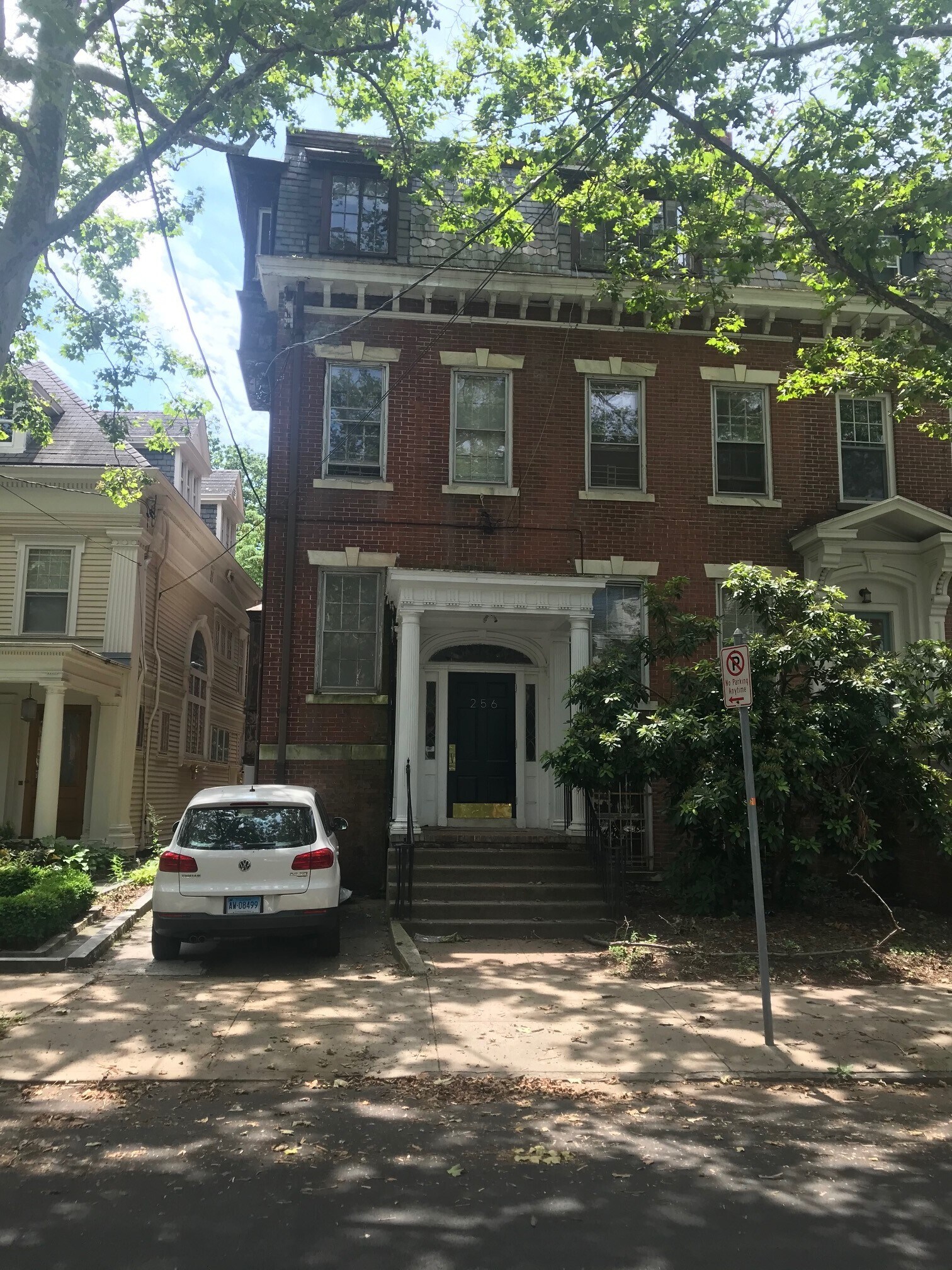 Building Photo - 256 Bradley St