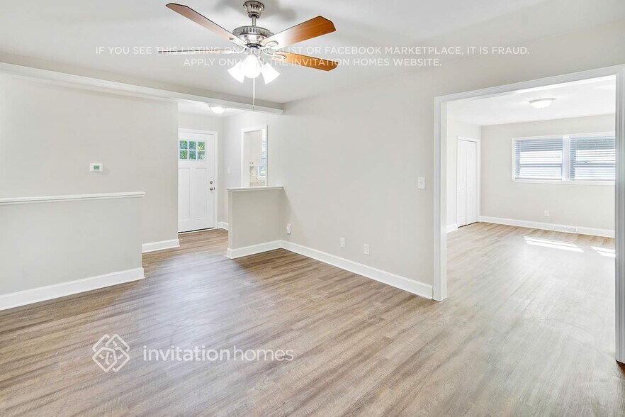 Building Photo - 5009 Brooktree Dr
