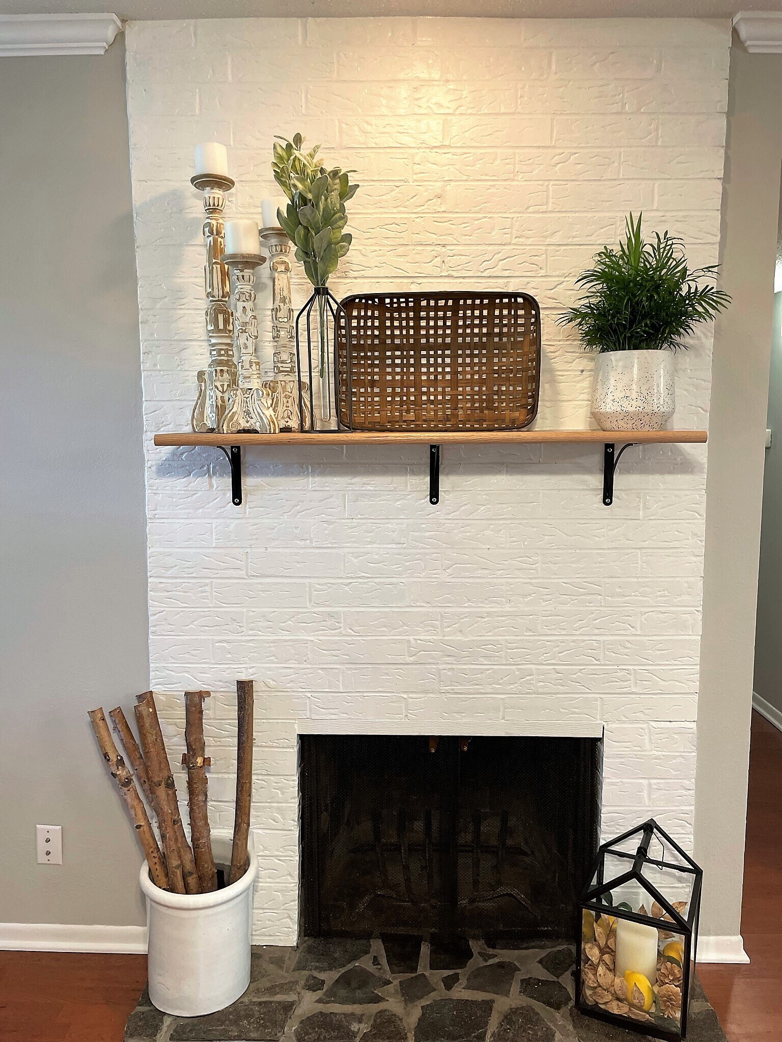 Wood Burning Fireplace - 6216 Robinson St