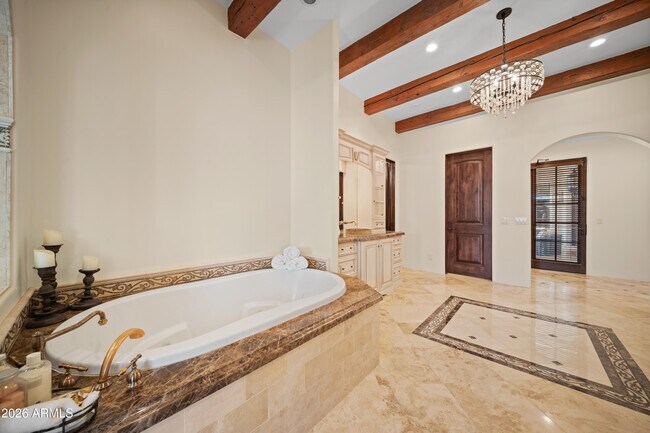 Building Photo - 9290 E Thompson Peak Pkwy