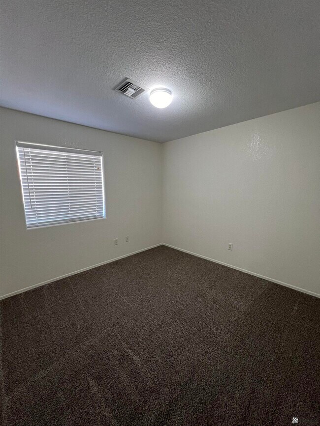 Building Photo - 10331 Monsoon Ave