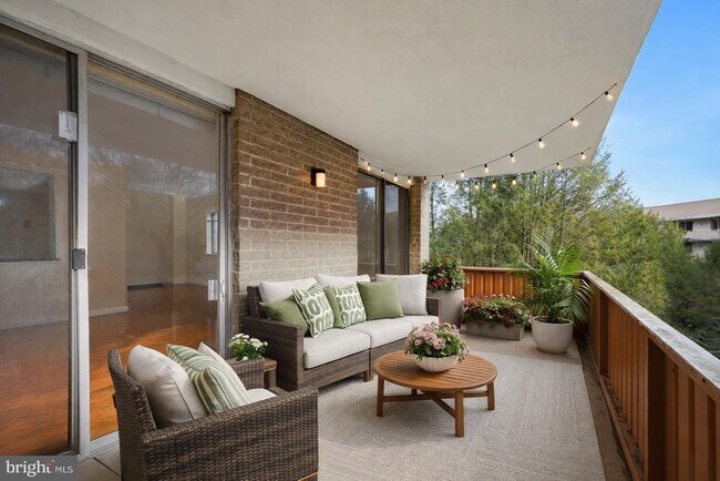 Building Photo - 7505 Democracy Blvd