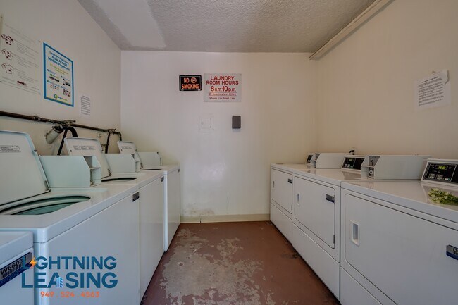 Building Photo - 5133 Yarmouth-25D