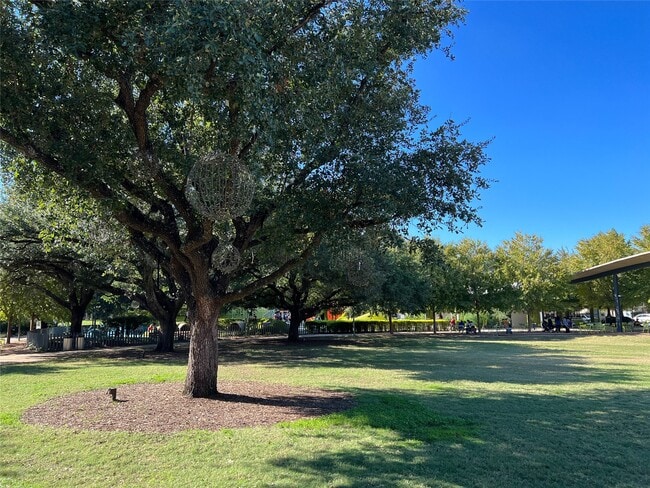 Building Photo - 3737 Wakeforest St