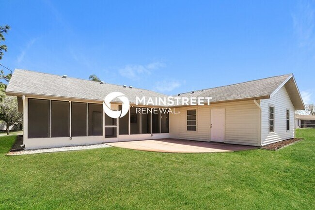 Building Photo - 3 Bedroom Pet-Friendly Home in ENGLEWOOD, FL with Main Street Renewal