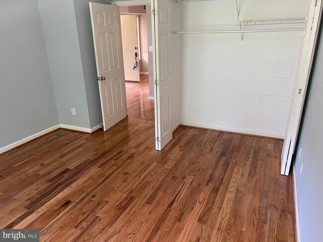 Building Photo - 18472 Bishopstone Ct