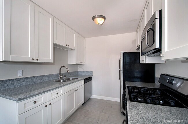 Building Photo - Talmadge 1 bedroom beauty!!  4459 1/2 52nd Street, San Diego CA 92115