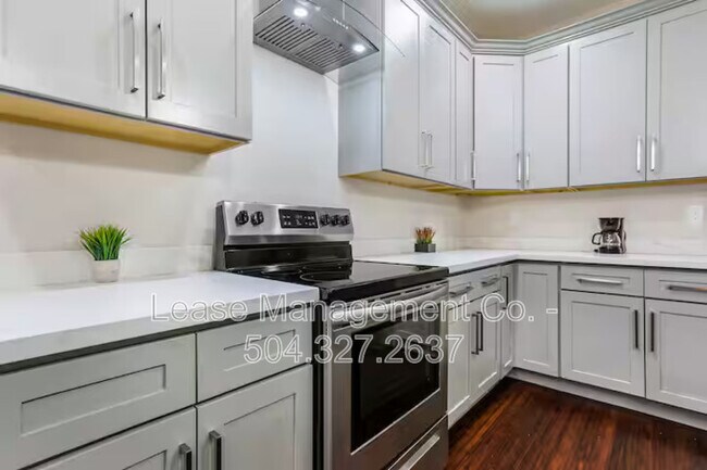 Building Photo - 1377 St Bernard Ave