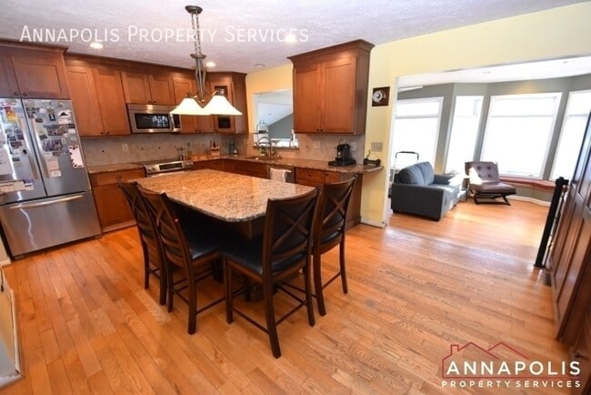 Building Photo - 403 Edgemere Dr