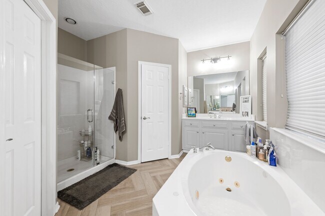 Building Photo - 1514 Pecan Crossing Dr