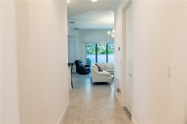 Building Photo - 2589 Bella Vista Cir