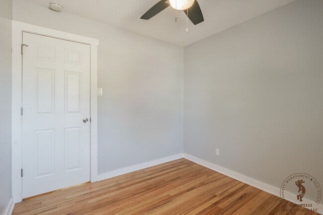 Building Photo - 2118 N 22nd St
