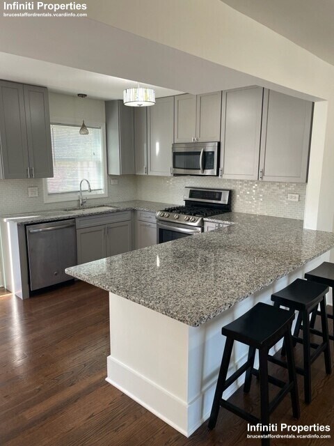 Building Photo - 133 N Huffman St