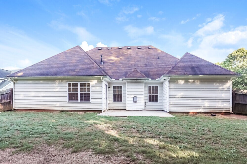 Building Photo - 185 Revolutionary Dr