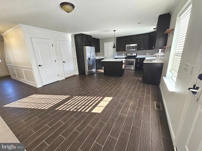 Building Photo - 269 S Marshview Terrace