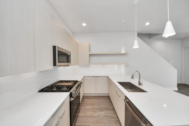 Building Photo - 3015 Pelon Cay Dr