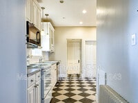 Building Photo - 139 S 29th St