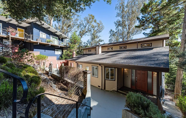 Building Photo - Montclair Hills Retreat with Breathtaking ...