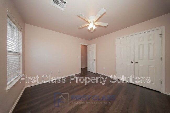 Building Photo - 2241 NW 198th St