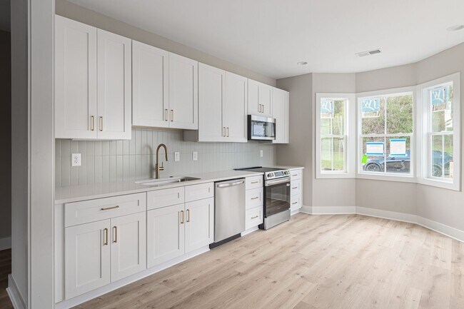 Building Photo - New Construction: 3 bed/2 bath Home in the Brentwood/Nippers Corner neighborhood, One Car Garage