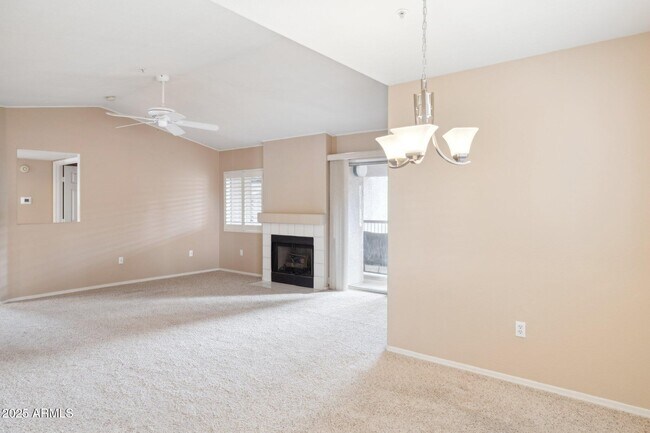 Building Photo - 9736 N 95th St